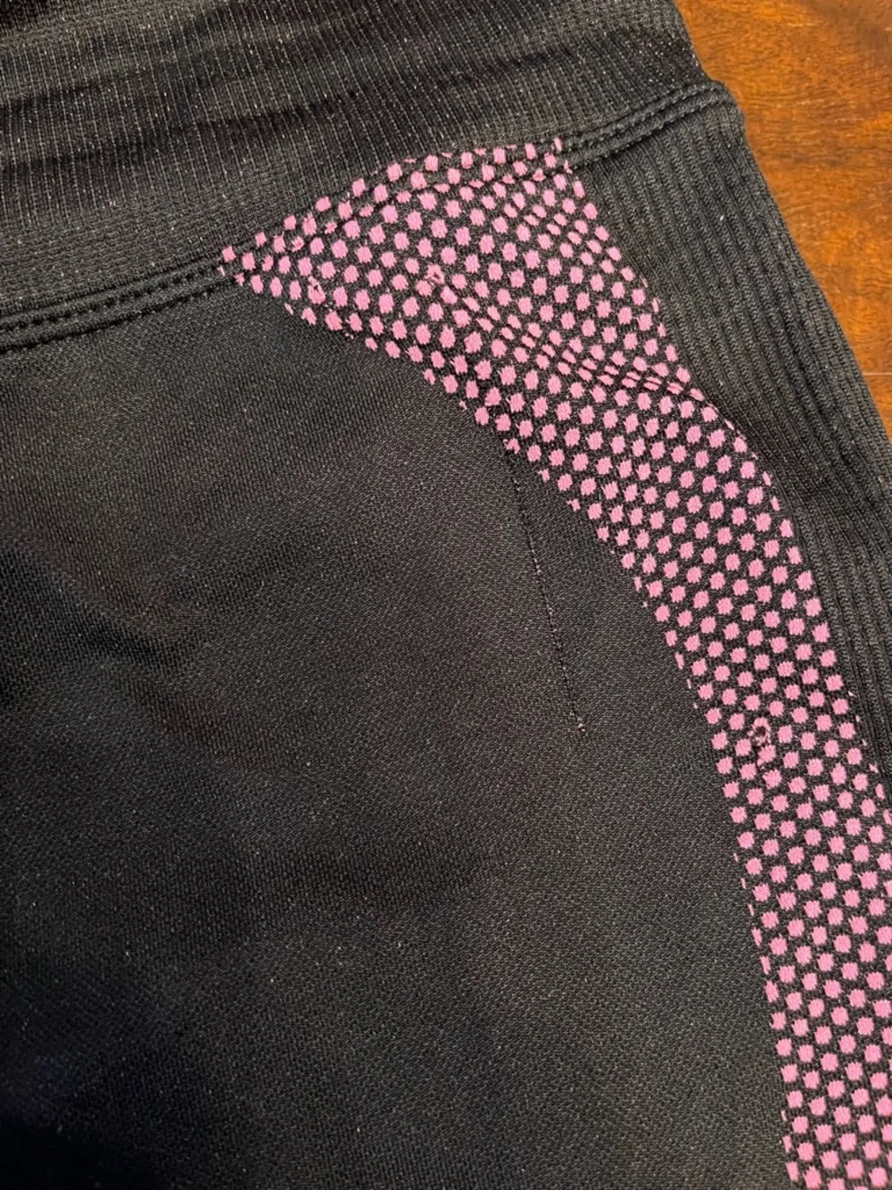 PINK Active Black & Pink Leggings XS Preowned Good Condition - Picture 3 of 9